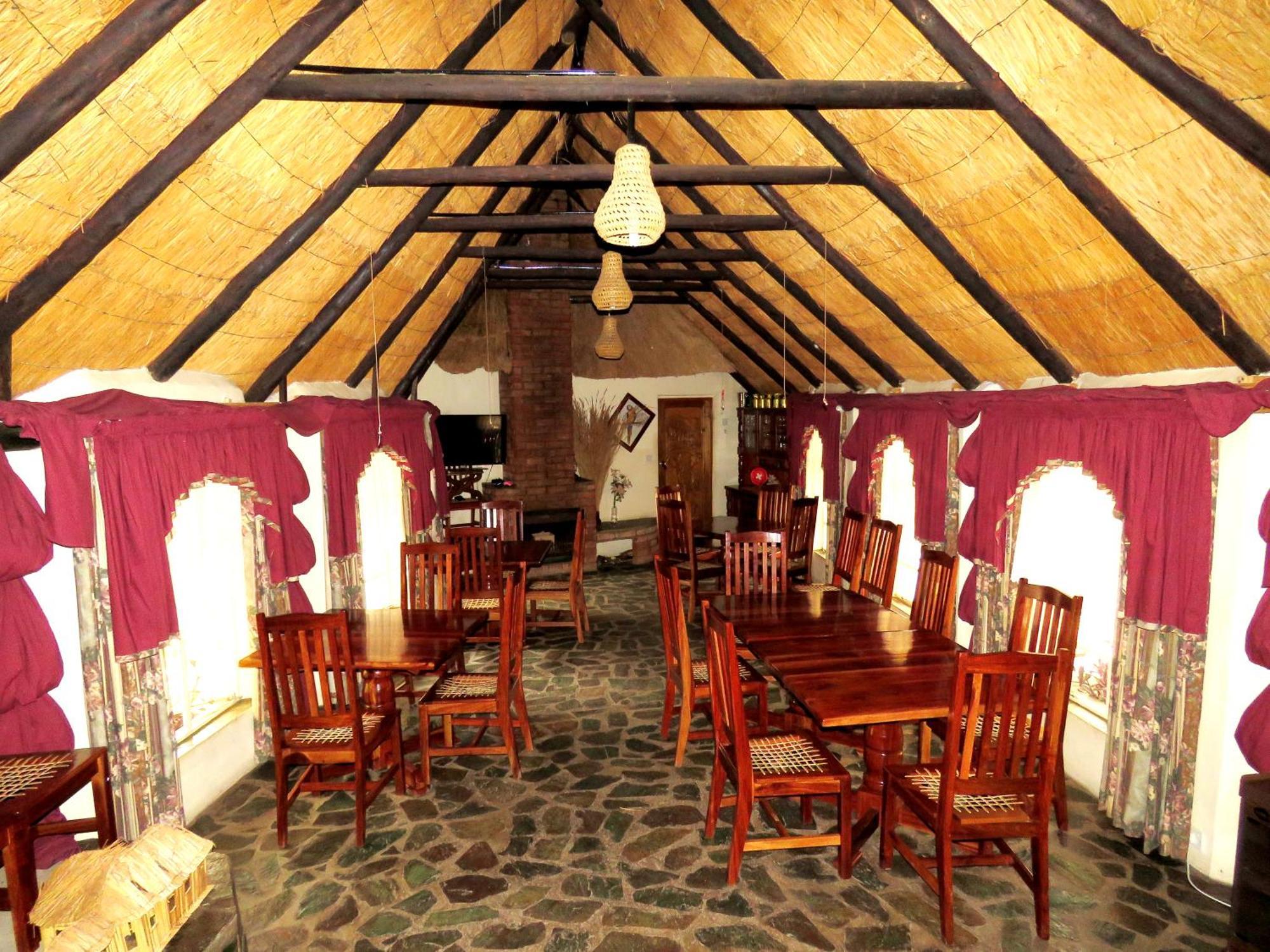 Parrot Lodge Bulawayo Exterior photo