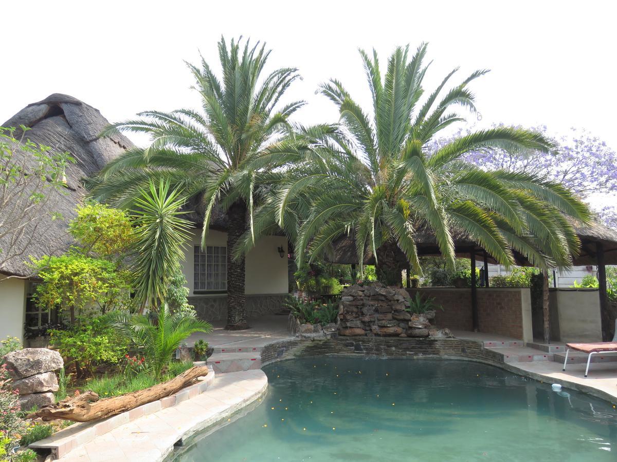 Parrot Lodge Bulawayo Exterior photo