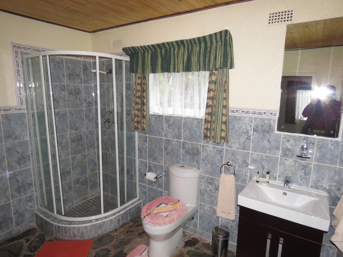 Parrot Lodge Bulawayo Exterior photo